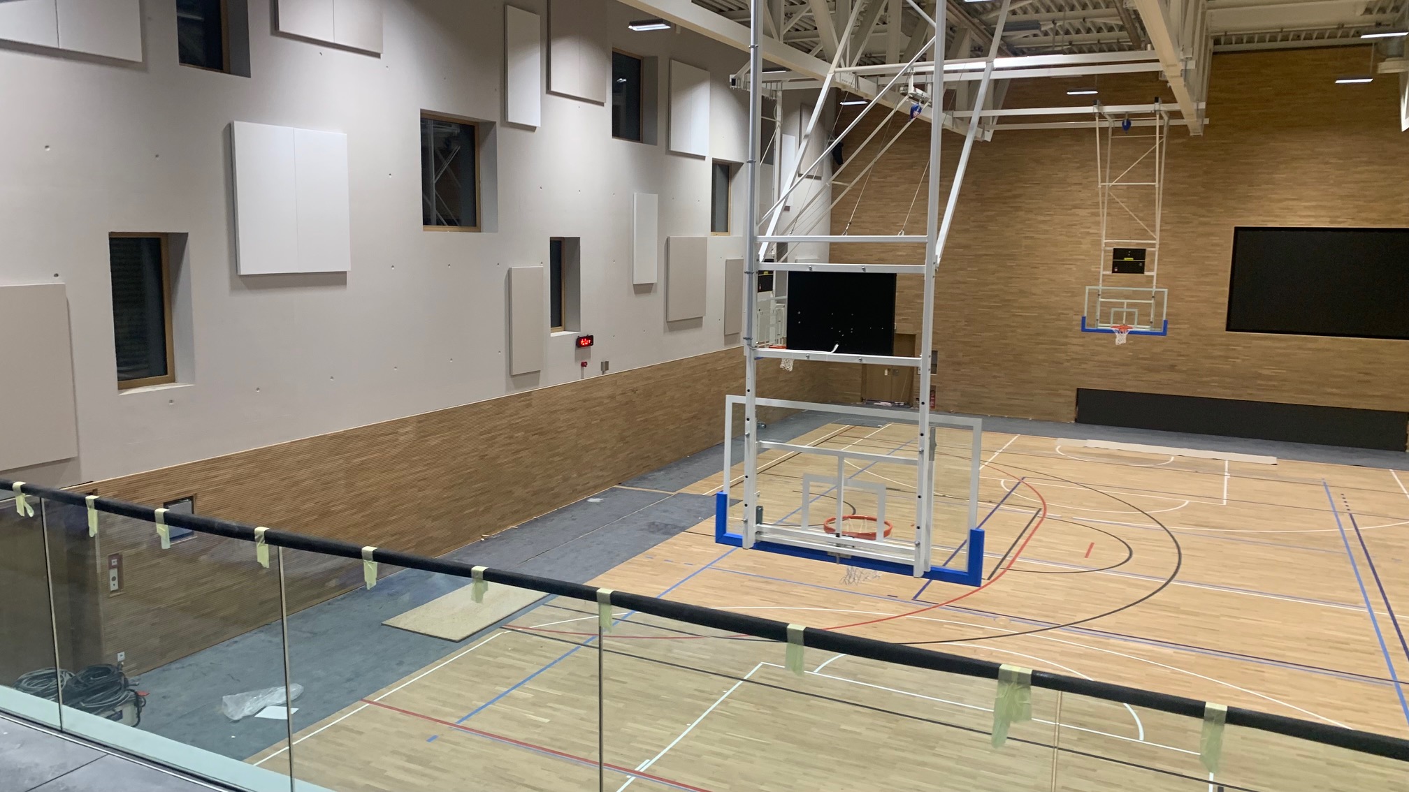 1ten Training an der neier Haal